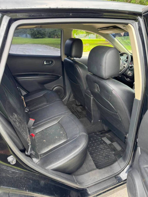 2011 Nissan Rogue S Krom