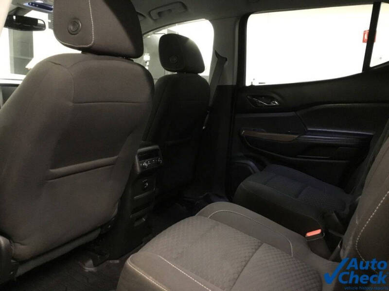 2018 GMC Acadia SLE-2