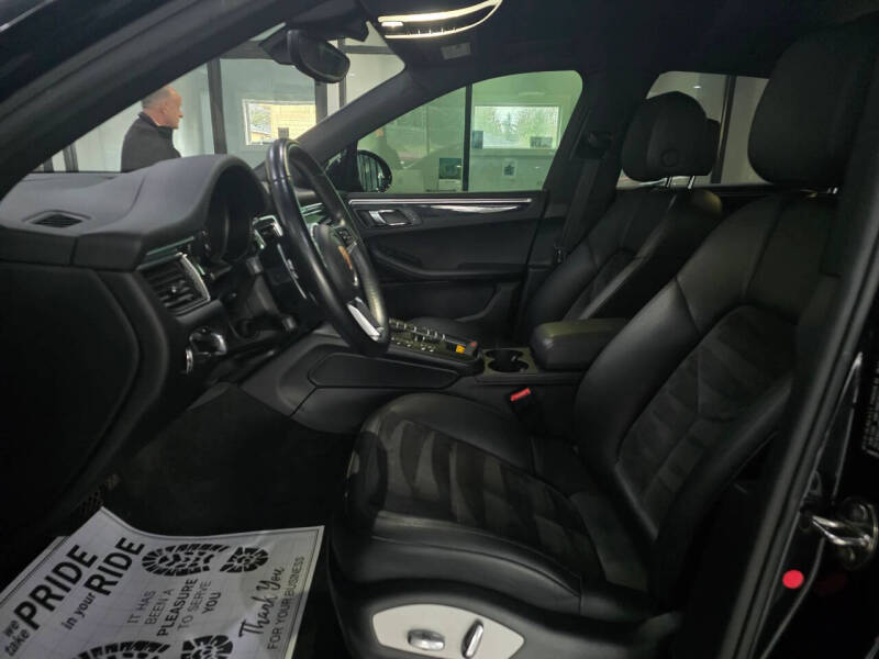 2018 Porsche Macan