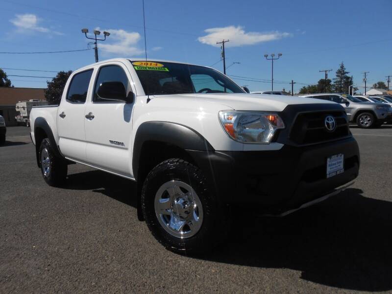 2014 Toyota Tacoma for sale at McKenna Motors in Union Gap WA