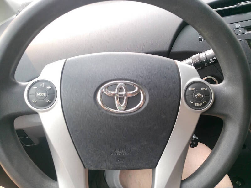2011 Toyota Prius Two