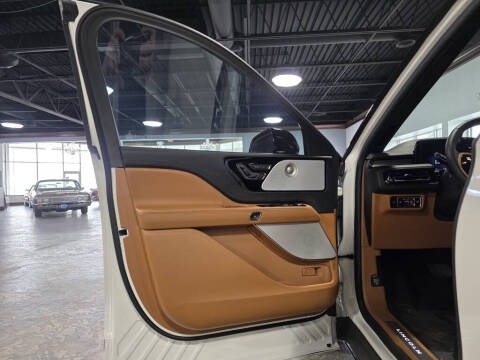 2025 Lincoln Aviator Black Label