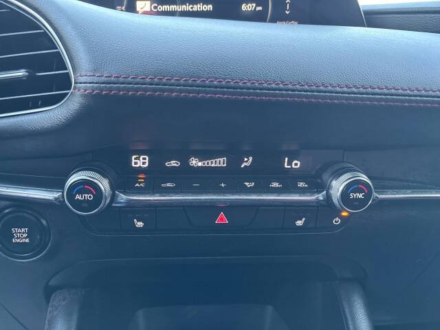 2024 Mazda Mazda3 Sedan 2.5 S Carbon Edition