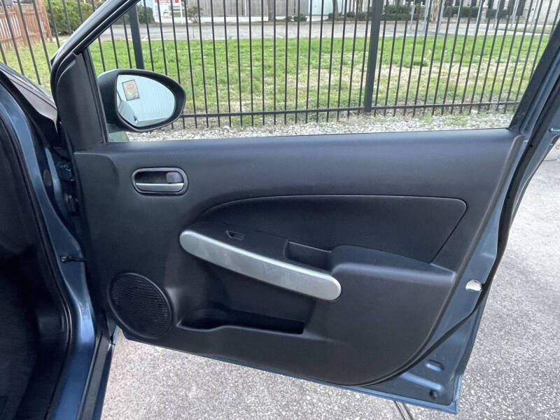 2014 Mazda MAZDA2 Sport