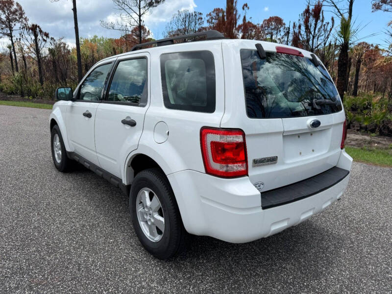 2009 Ford Escape XLS