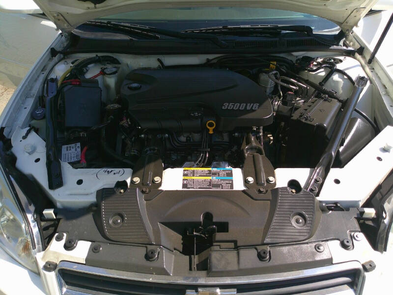 2007 Chevrolet Impala LS photo 17