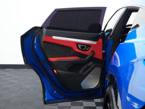 2019 Lamborghini Urus