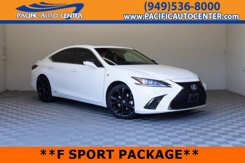 2022 Lexus ES 300h F SPORT