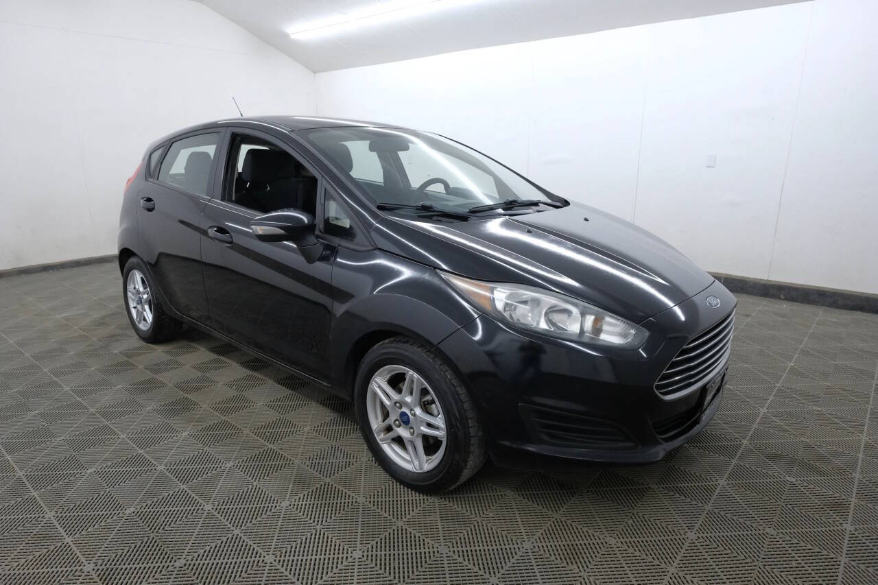 Black 2017 Ford Fiesta SE SE 4dr Hatchback 1