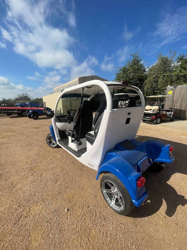 2014 GEM E4