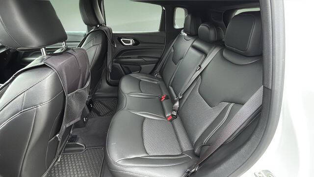 2023 Jeep Compass Altitude
