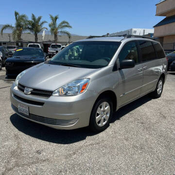 2004 Toyota Sienna