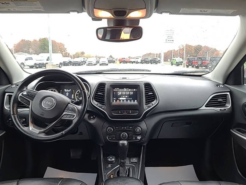 2021 Jeep Cherokee Latitude Lux