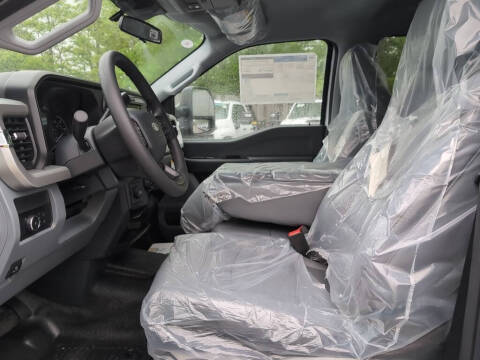 2025 Ford F-350 Super Duty XL