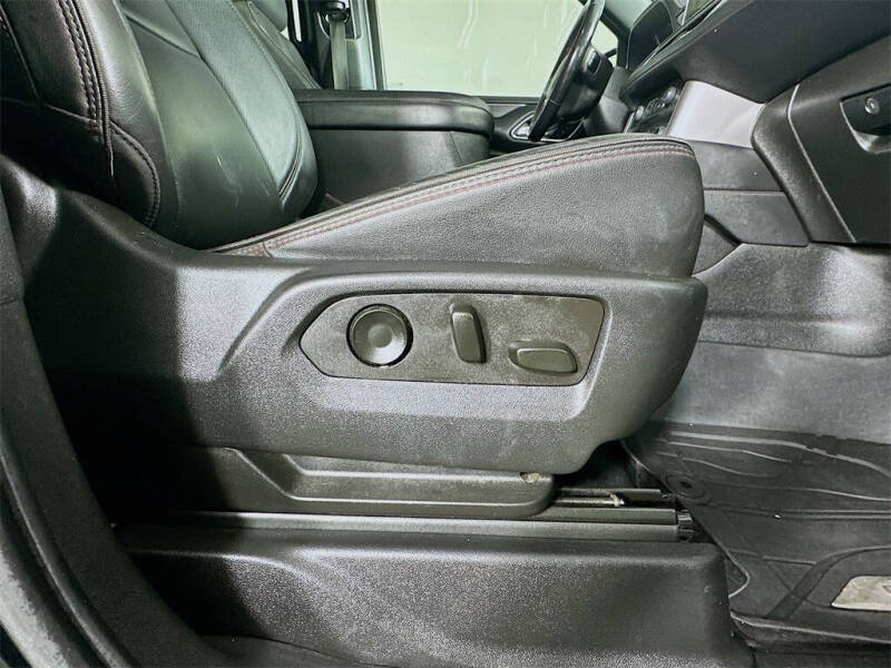 2021 Chevrolet Suburban RST