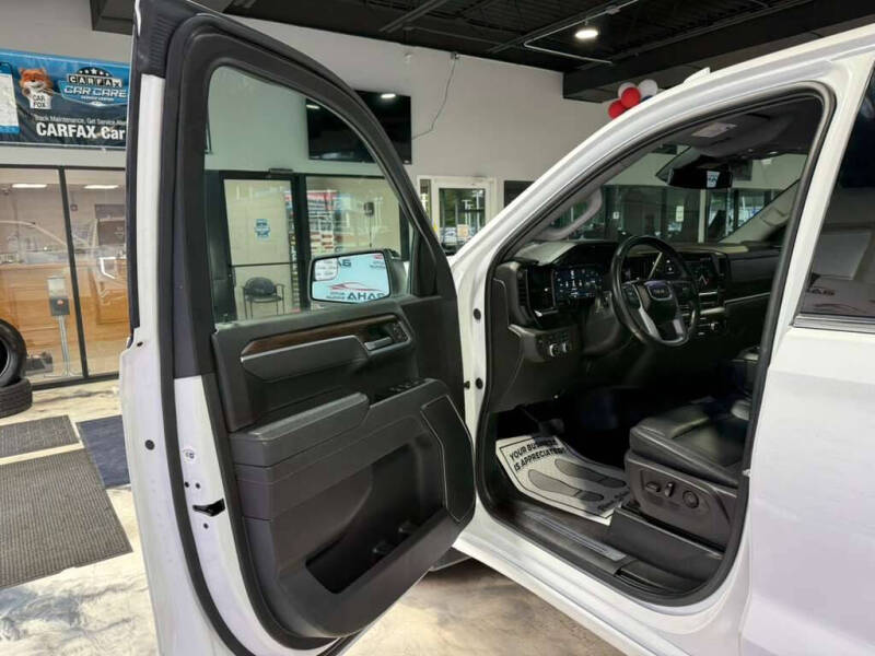 2025 GMC Sierra 1500
