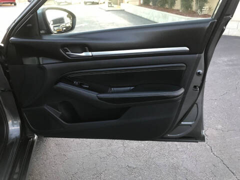 2021 Nissan Altima 2.5 SV