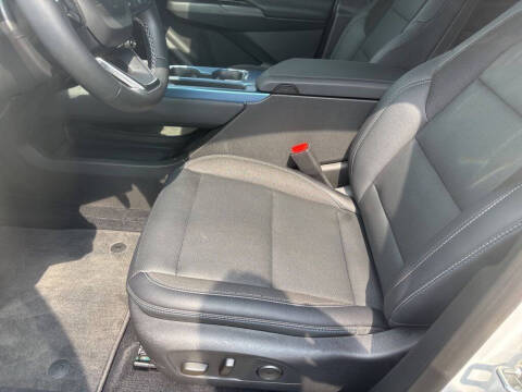 2024 Chevrolet Equinox EV LT