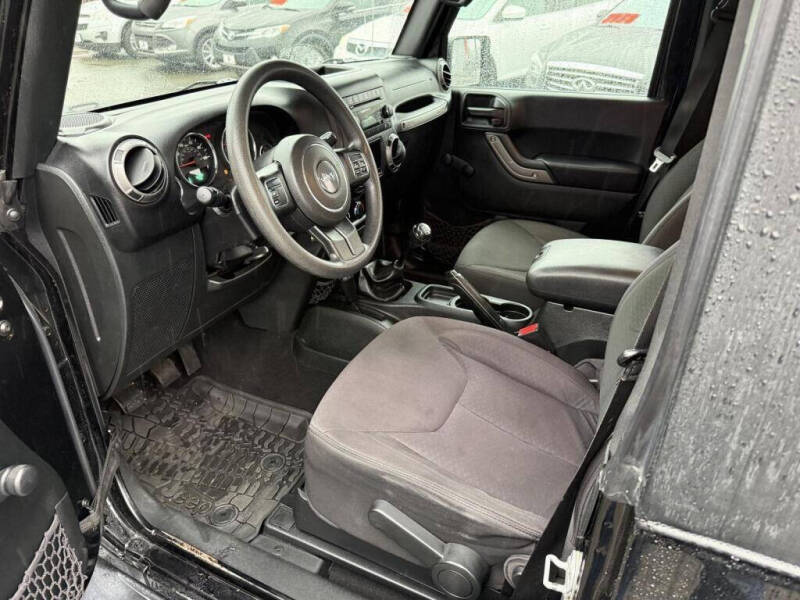 2017 Jeep Wrangler Sport