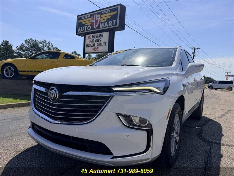 2023 Buick Enclave Essence
