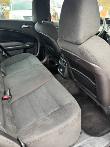 2012 Dodge Charger SE