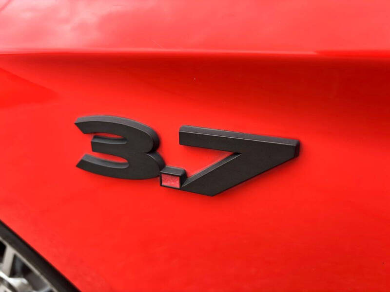 2016 Ford Mustang V6