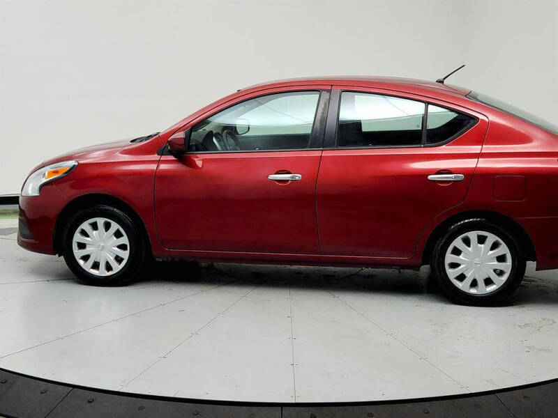 2018 Nissan Versa