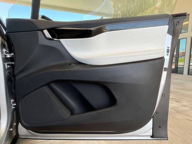 2017 Tesla Model X 75D