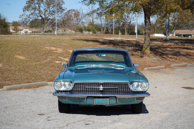 1964 Ford Thunderbird