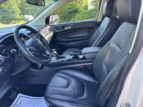 2017 Ford Edge Titanium