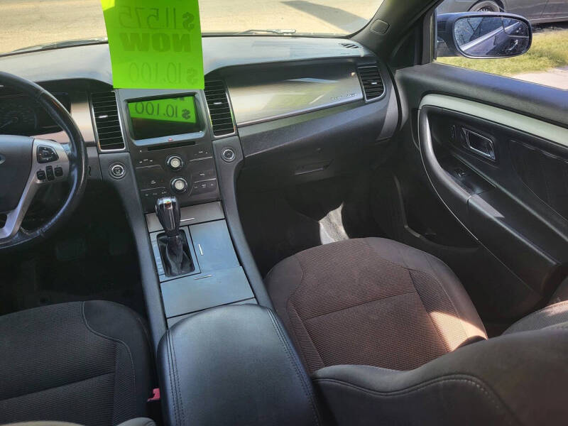 2016 Ford Taurus SEL