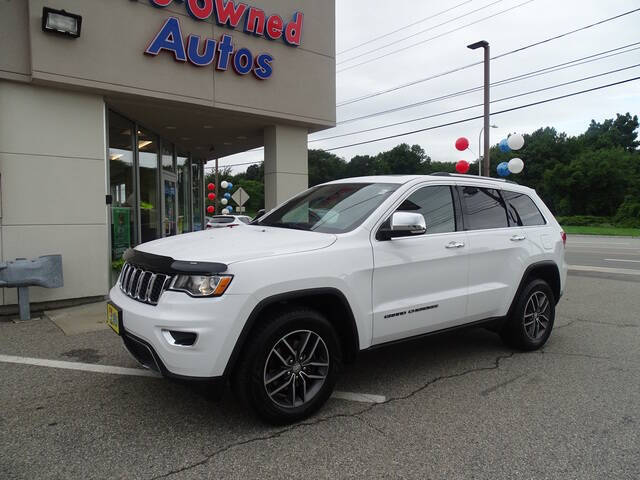 2017 Jeep Grand Cherokee for sale at KING RICHARDS AUTO CENTER in East Providence RI