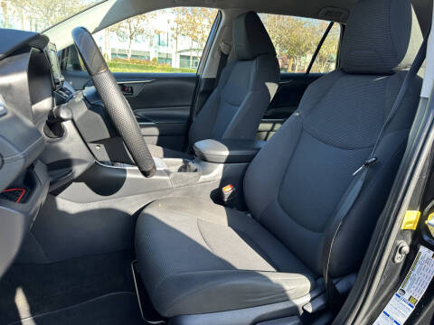 2019 Toyota RAV4 Hybrid LE