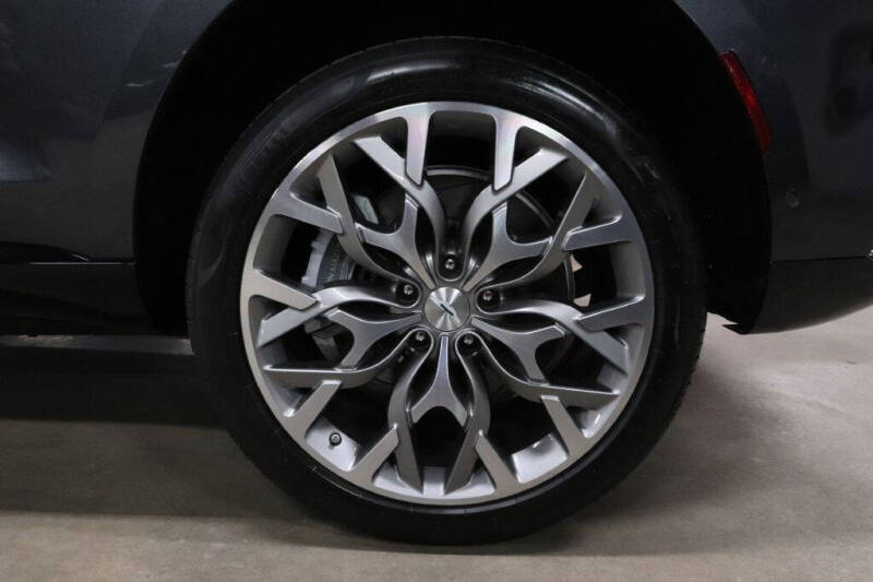 2021 Aston Martin DBX