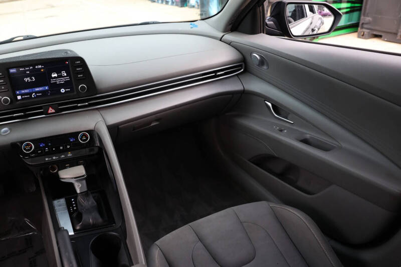 2021 Hyundai Elantra