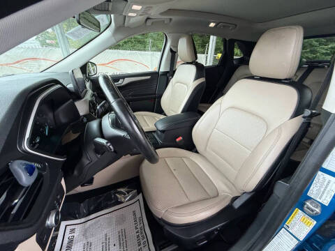 2021 Ford Escape SEL