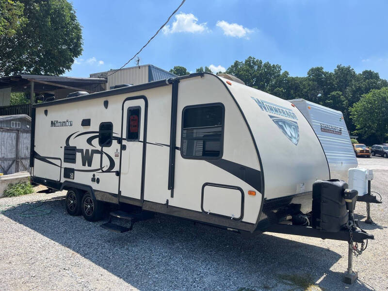 2017 Winnebago Minnie