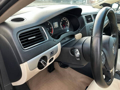 2012 Volkswagen Jetta