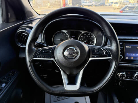 2020 Nissan Kicks S