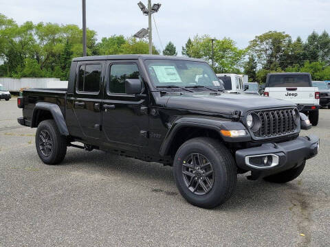 2024 Jeep Gladiator for sale at Lucas Chrysler Jeep Dodge Ram in Lumberton NJ