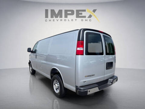 2026 Chevrolet Express 2500