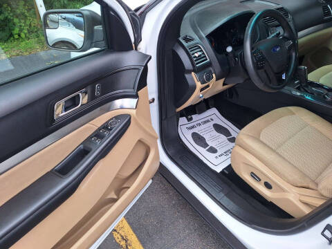 2016 Ford Explorer