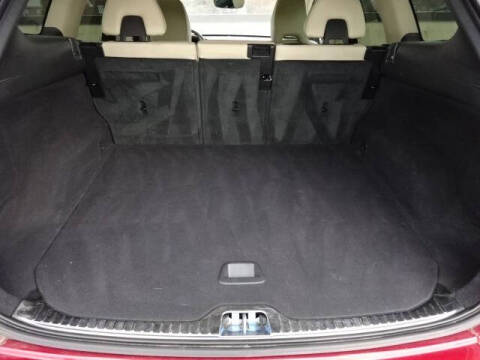 2016 Volvo XC60 T6 Drive-E R-Design Platinum