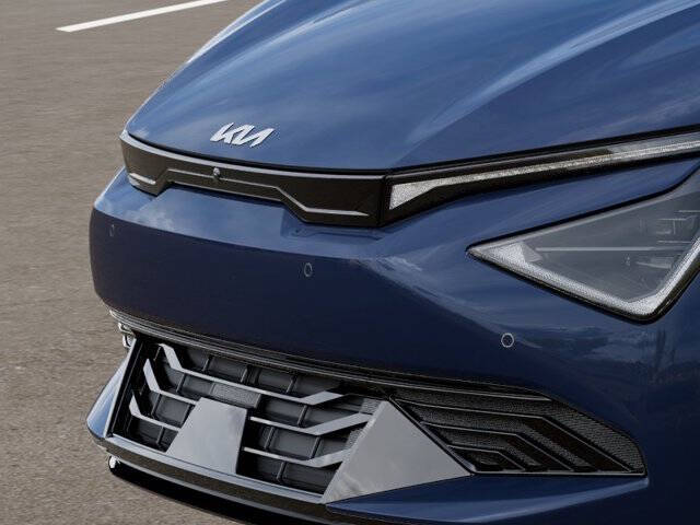 2025 Kia EV6 Light