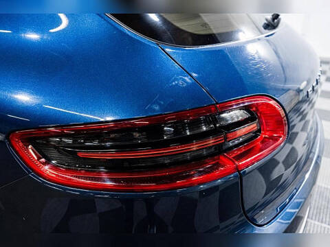 2015 Porsche Macan S