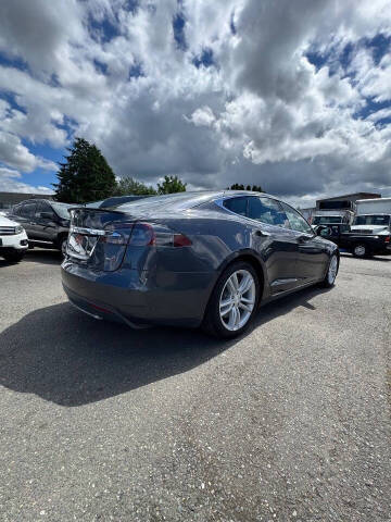 2015 Tesla Model S 85D