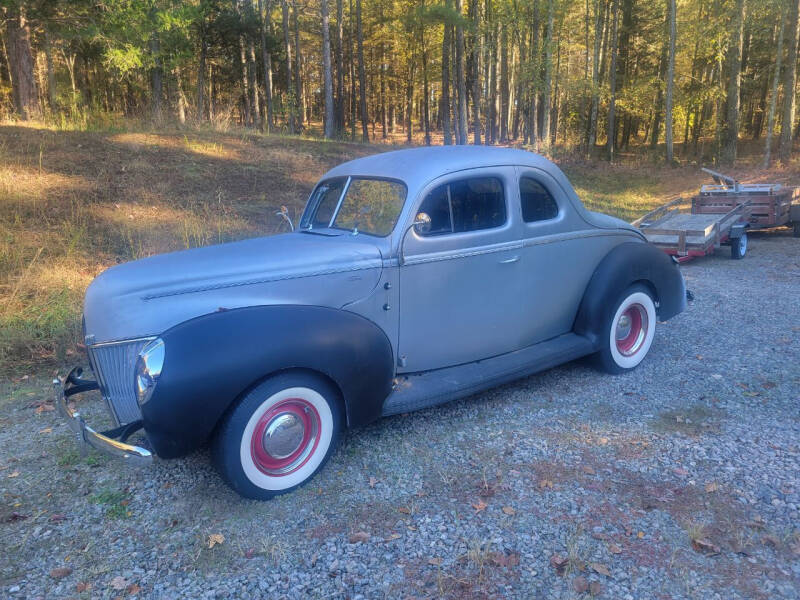 1940 Ford Deluxe