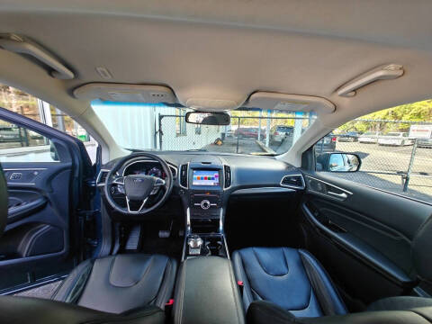 2019 Ford Edge Titanium