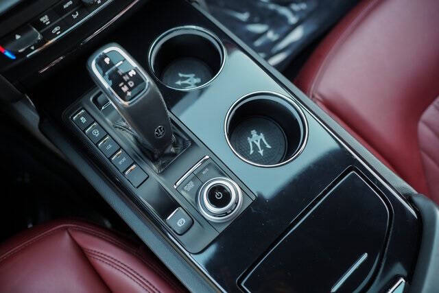 2023 Maserati Ghibli Modena