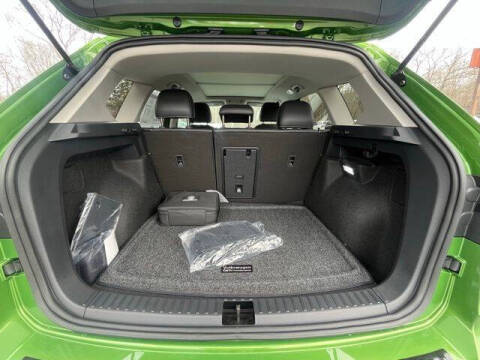 2026 Volkswagen Taos SEL 4Motion